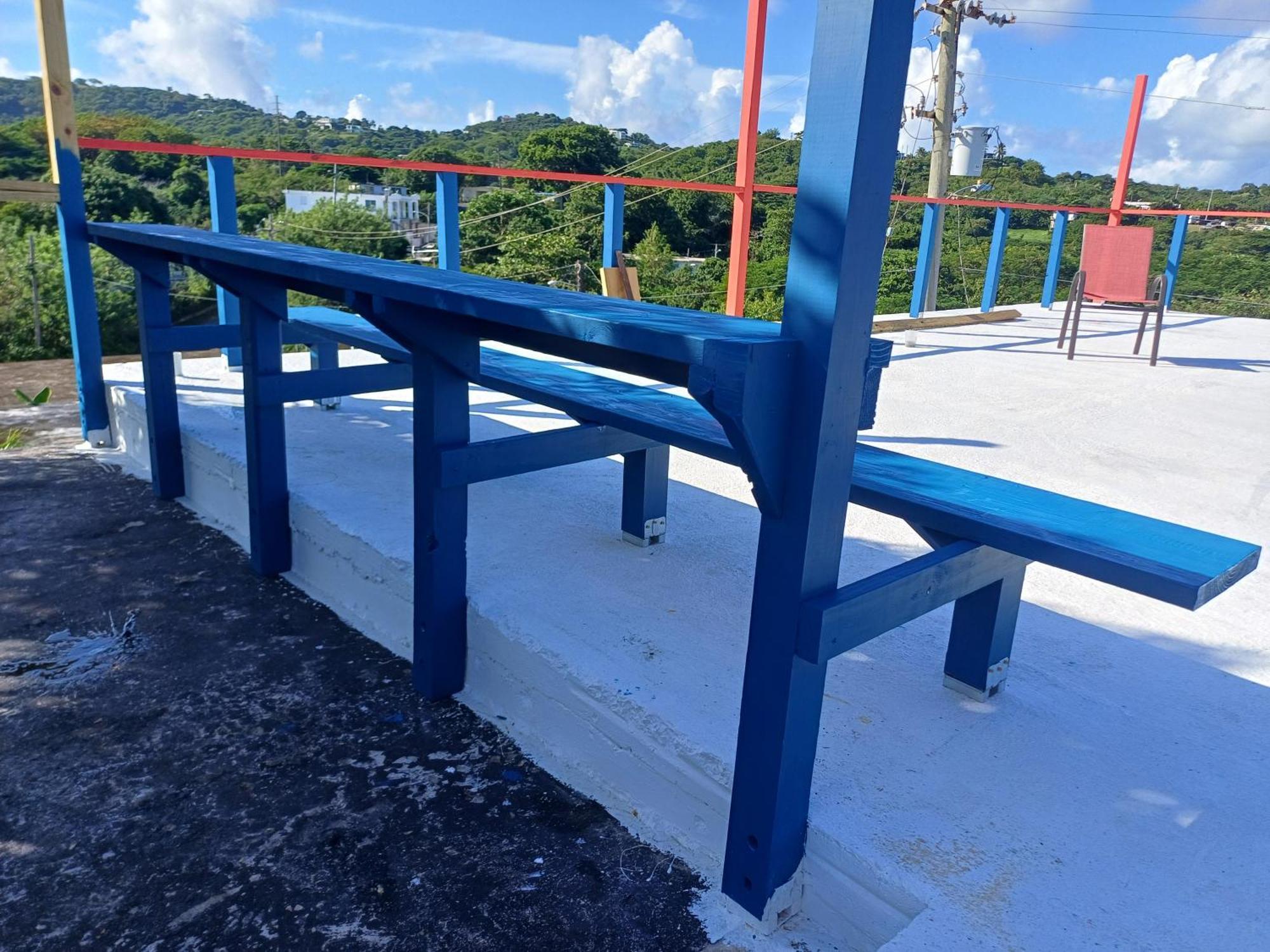 Rooster Run Glamping Camping Has Rooftop And Off The Ground Glamping Experience For 1 To 16 In A Single Tent And Views Of The Rain Forrest And To Culebra Across The Atlantic Ocean W Tents, Linens, Deluxe Air Beds, Warm Shower And More At A Great Pric ビエケス エクステリア 写真