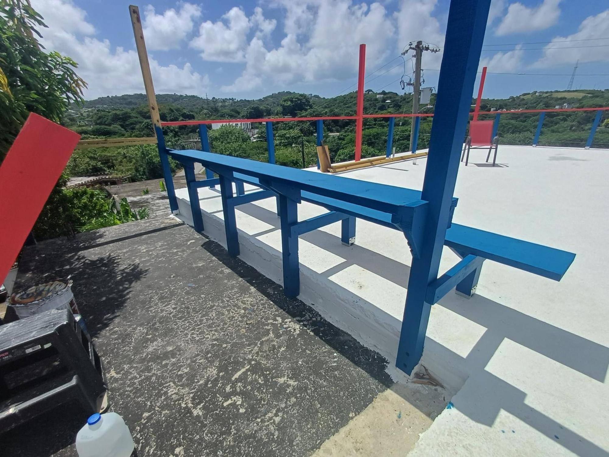 Rooster Run Glamping Camping Has Rooftop And Off The Ground Glamping Experience For 1 To 16 In A Single Tent And Views Of The Rain Forrest And To Culebra Across The Atlantic Ocean W Tents, Linens, Deluxe Air Beds, Warm Shower And More At A Great Pric ビエケス エクステリア 写真